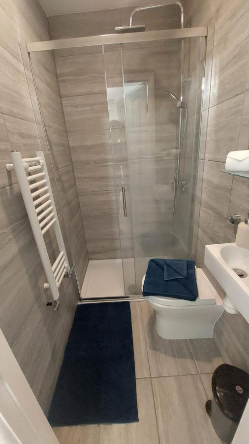 Double En-Suite Room Available In 3 Bed Apt Londres Exterior foto